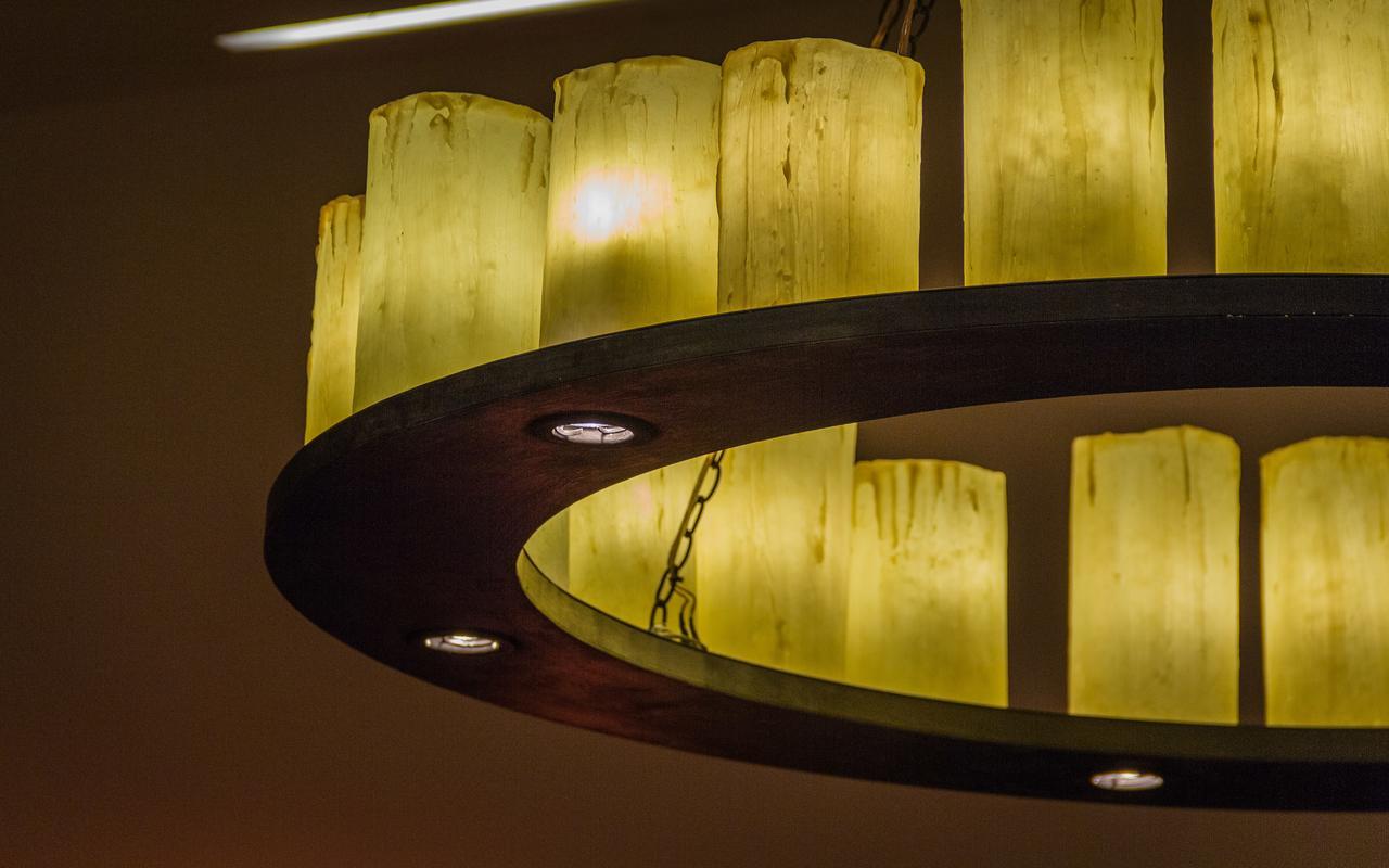 Howard Johnson Hotel Yerba Buena Esterno foto
